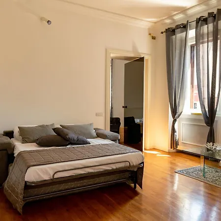 Casa Crispi 33 روما