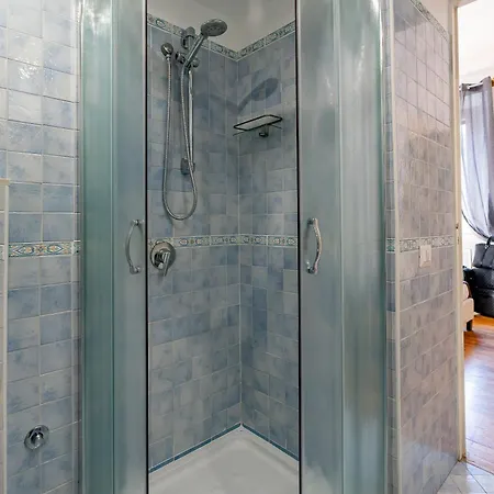 Casa Crispi 33 بيت للعطل