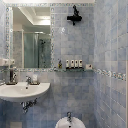 Casa Crispi 33 روما