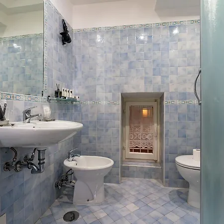 Casa Crispi 33 * 로마